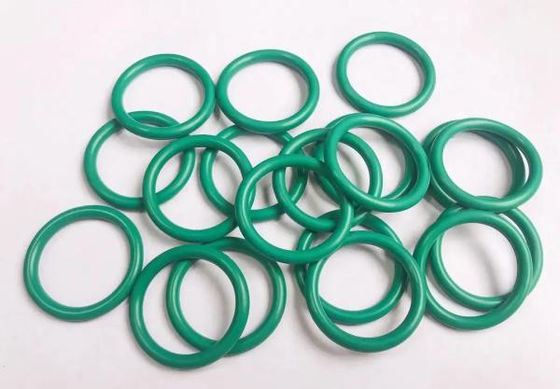 70 Shore A Rubber O Rings με αντοχή στα δάκρυα 16-30 N/Mm και C/S μεγέθη
